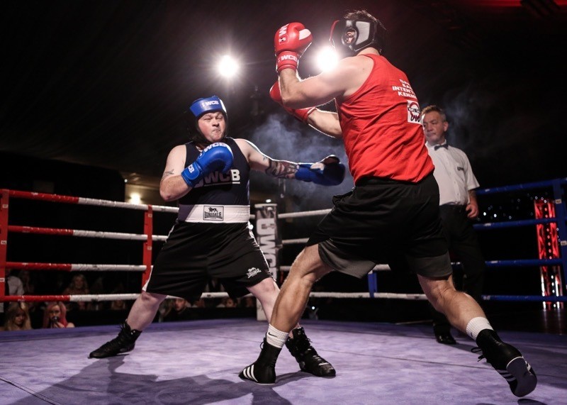 Other image for Ian pulls no punches to raise cash